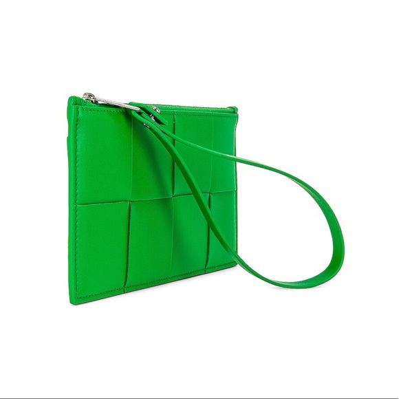 New Bottega Veneta Pouch with dust bag and authenticity NWT - Picture 5 of 10